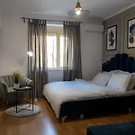 Skanderbeg Square App - The Nest